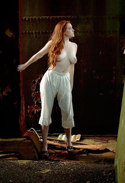 Юла, 22 года, 1 размер груди